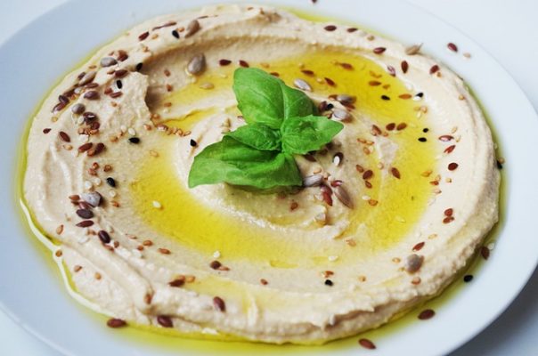 hummus-1058000_640-e1725046712859